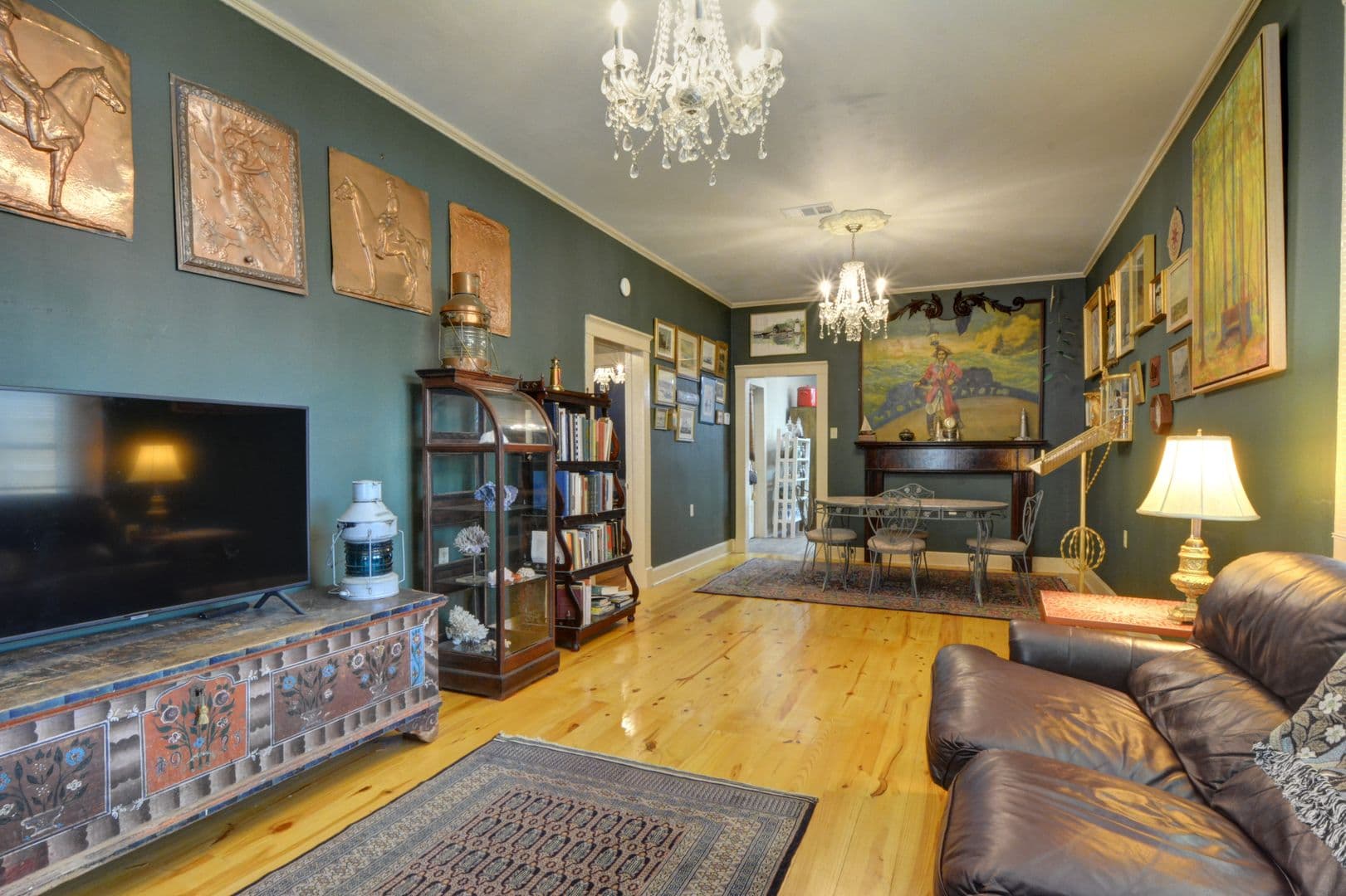 Baton Rouge House: 133 St Rose Ave