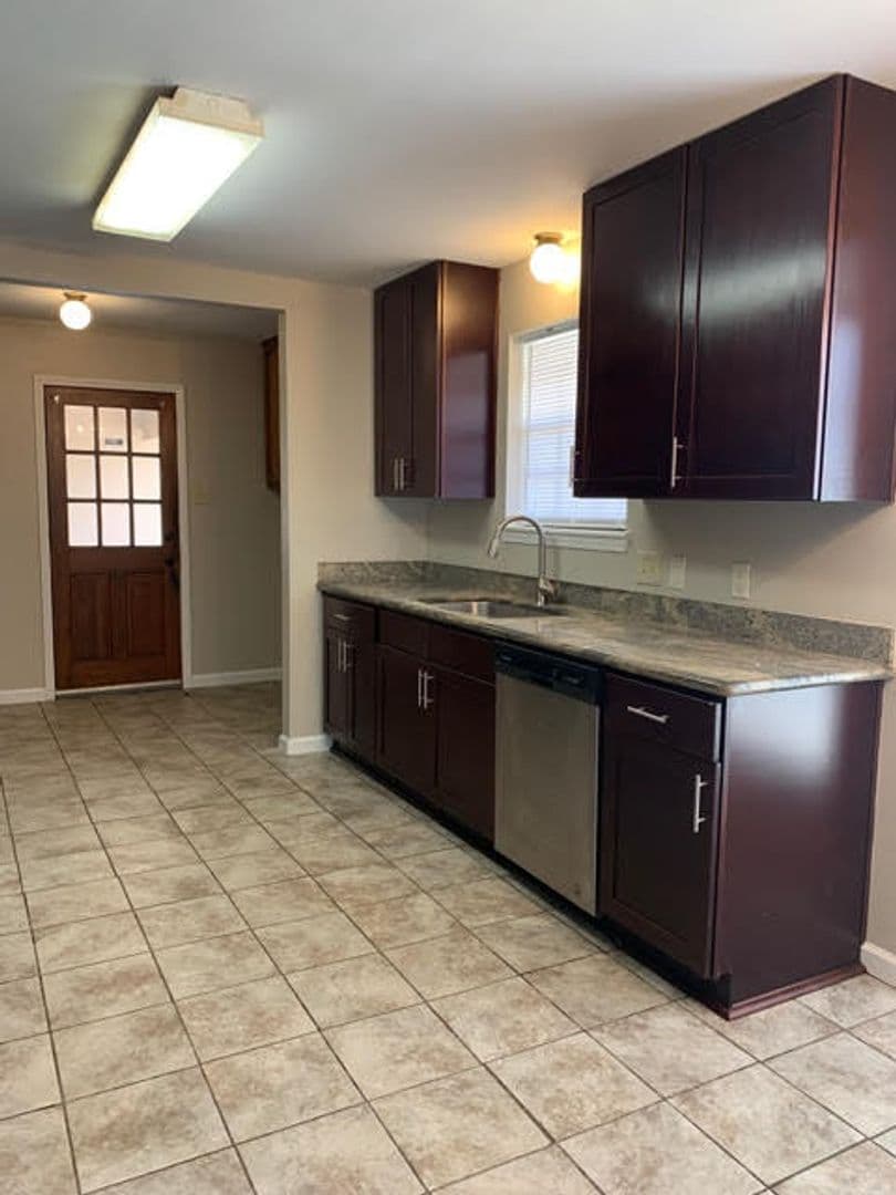 Baton Rouge House: 16538 Patton Ave.