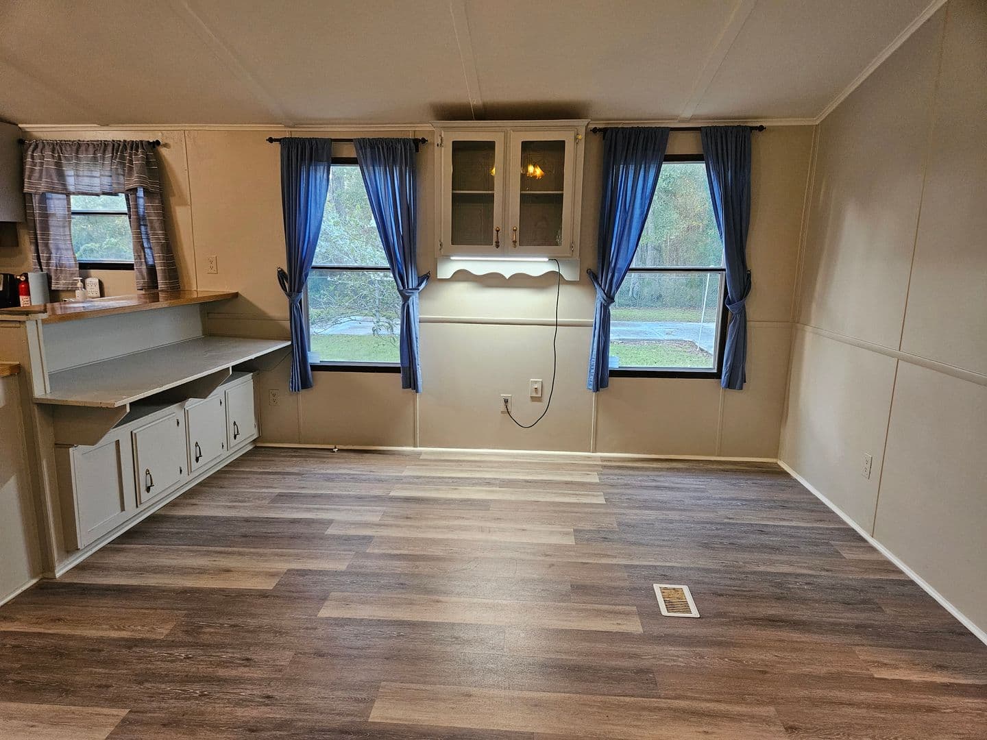 Denham Springs House: 14655 Lucien St
