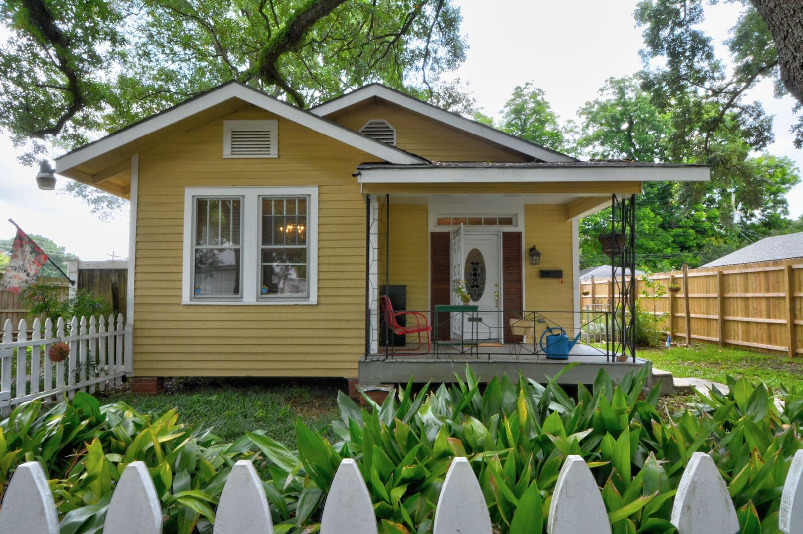 Baton Rouge House: 133 St Rose Ave