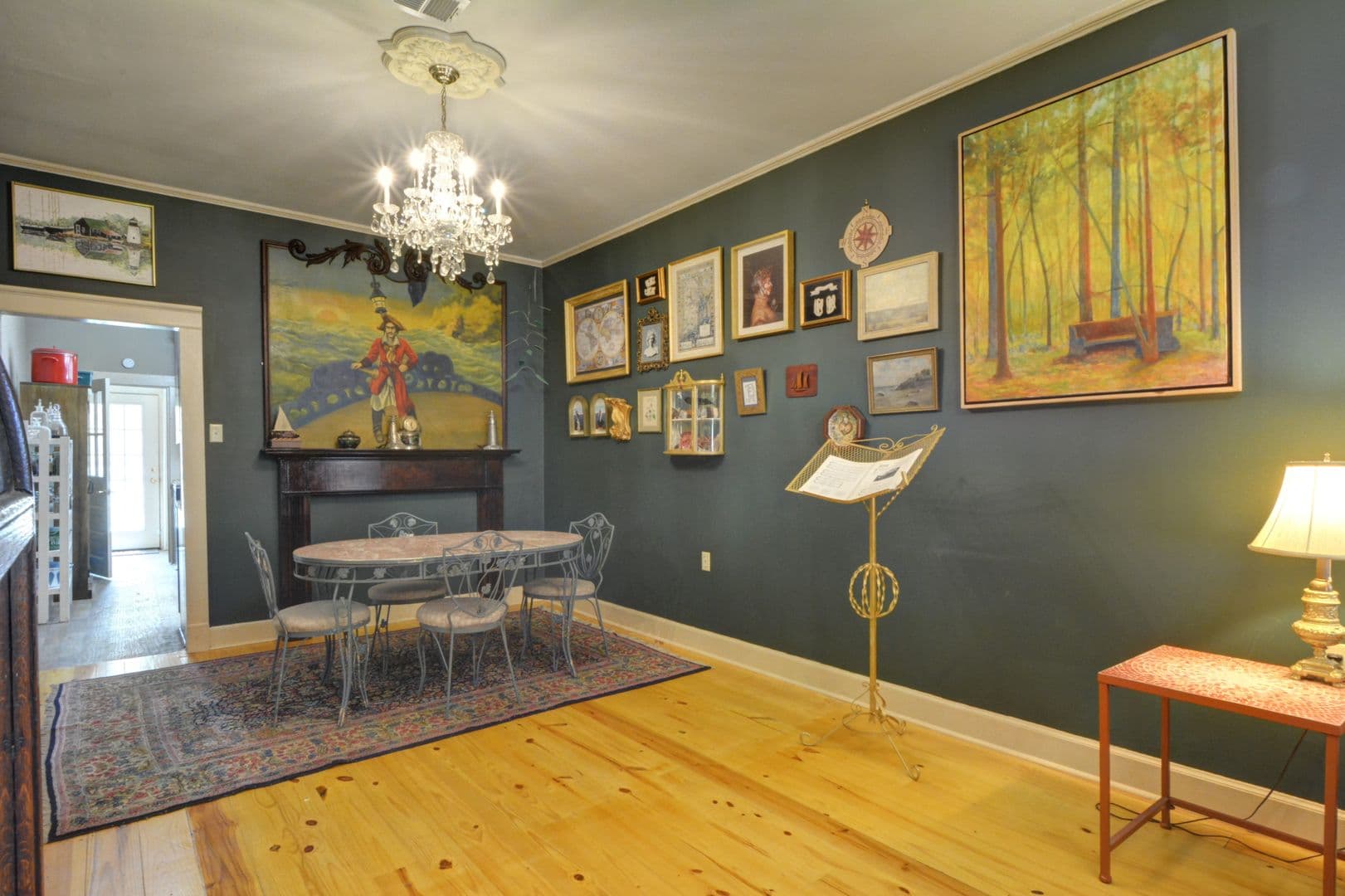 Baton Rouge House: 133 St Rose Ave