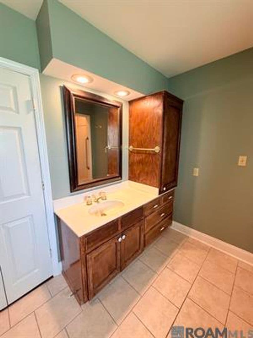 Gonzales House: 14163 Troy Duplessis