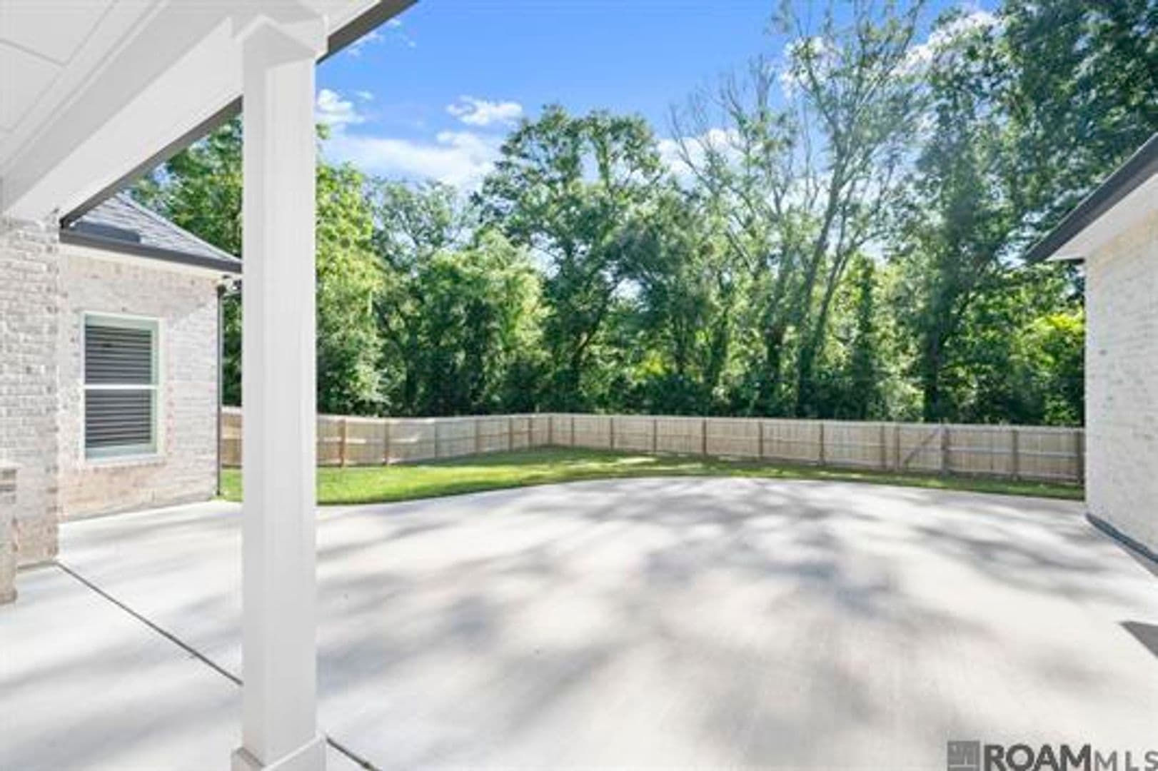 St Amant House: 10290 Bayou Crossing