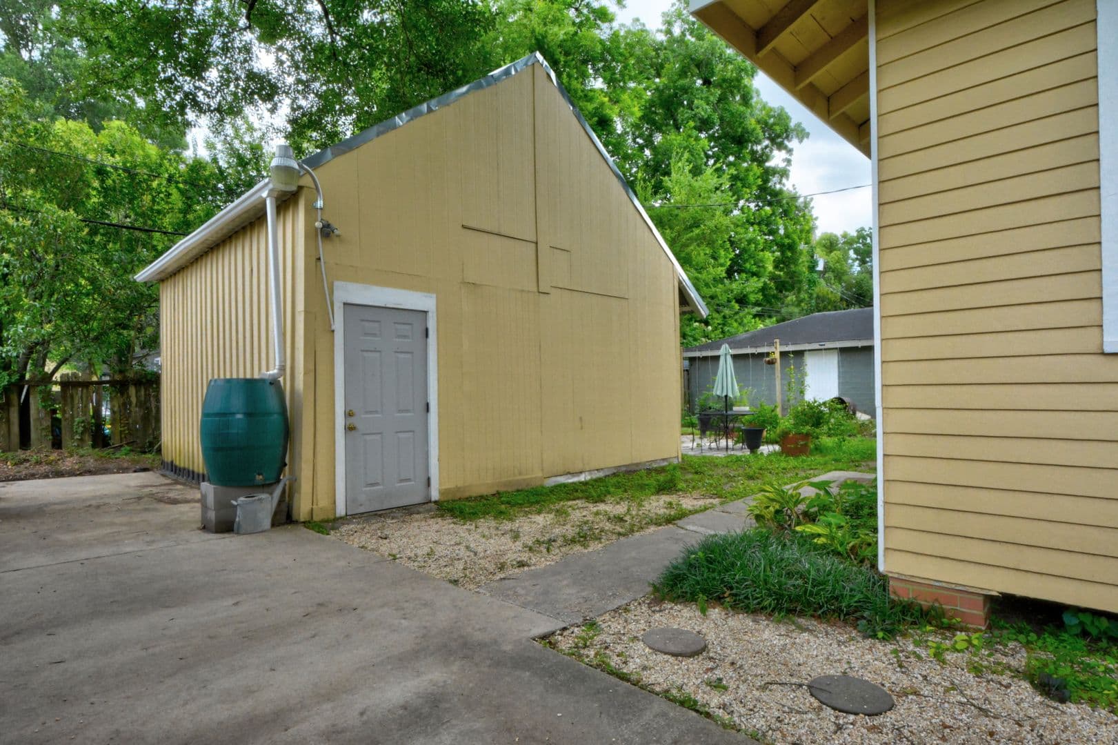 Baton Rouge House: 133 St Rose Ave