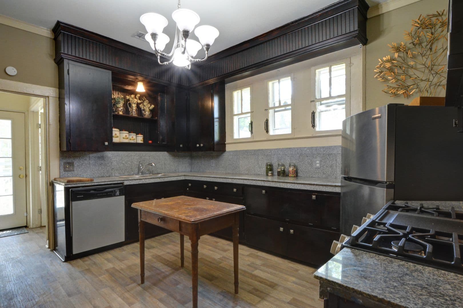 Baton Rouge House: 133 St Rose Ave