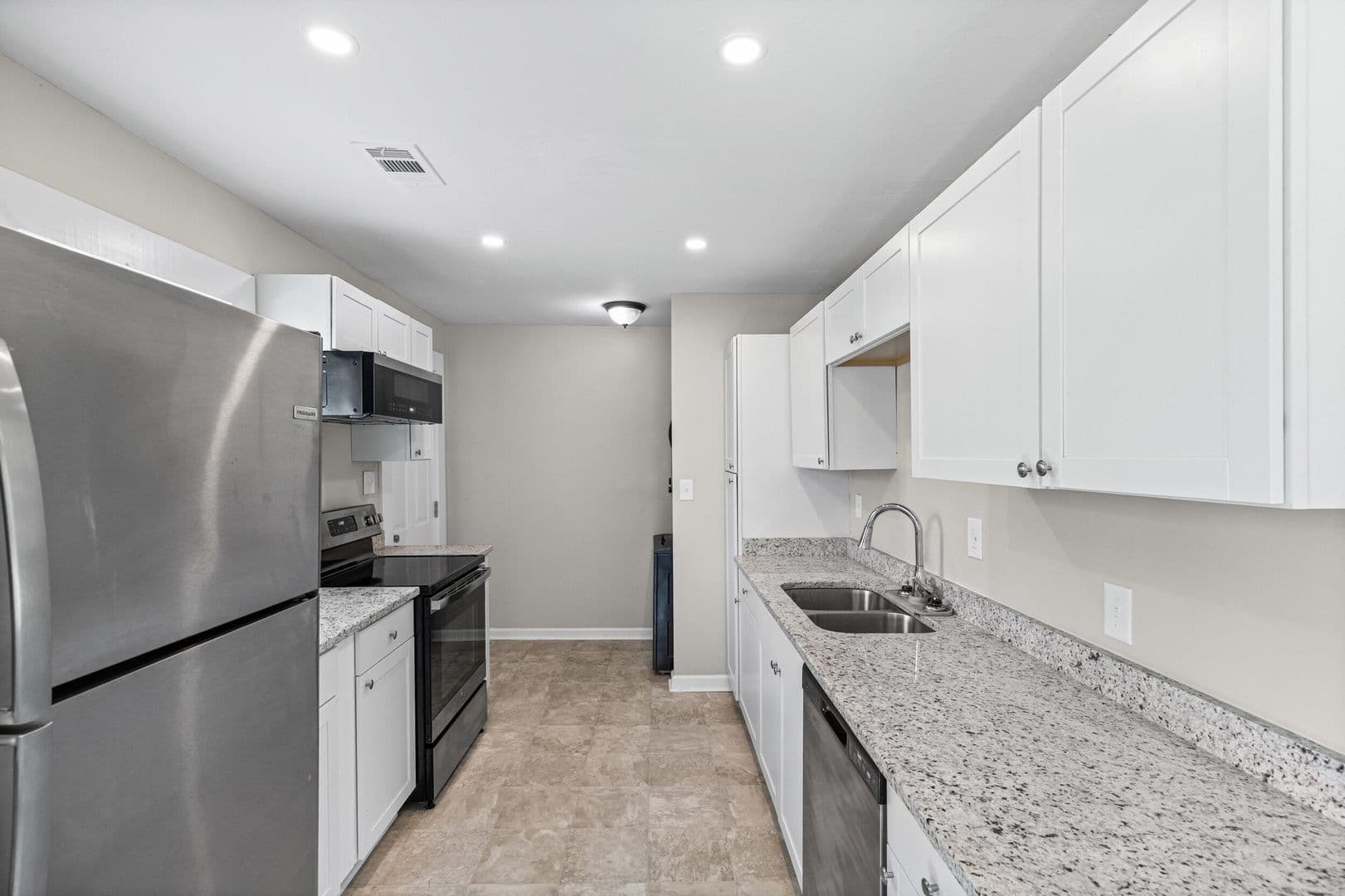 Augusta House: 1831 Catalina Drive