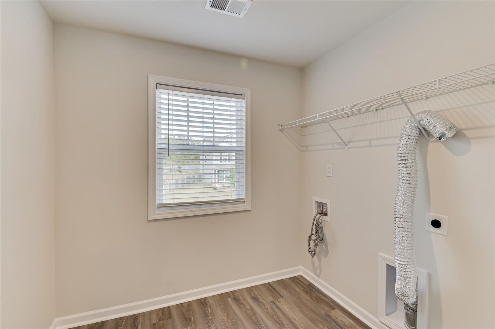Graniteville House: 6370 Whirlaway Road