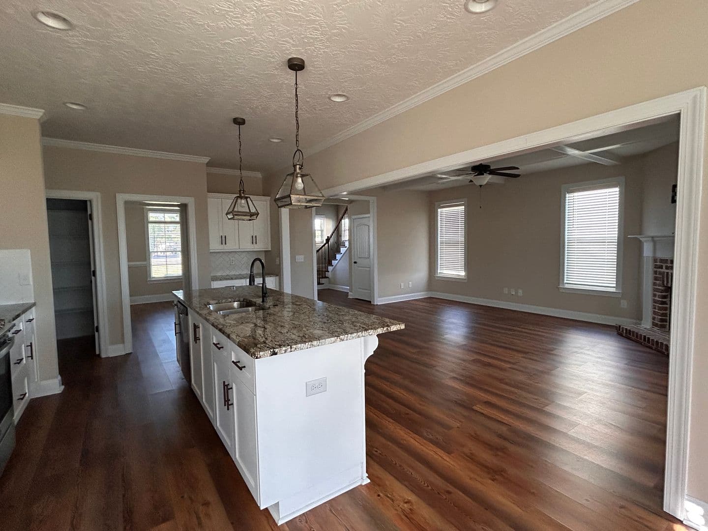 Martinez House: 434 Vaughn Road