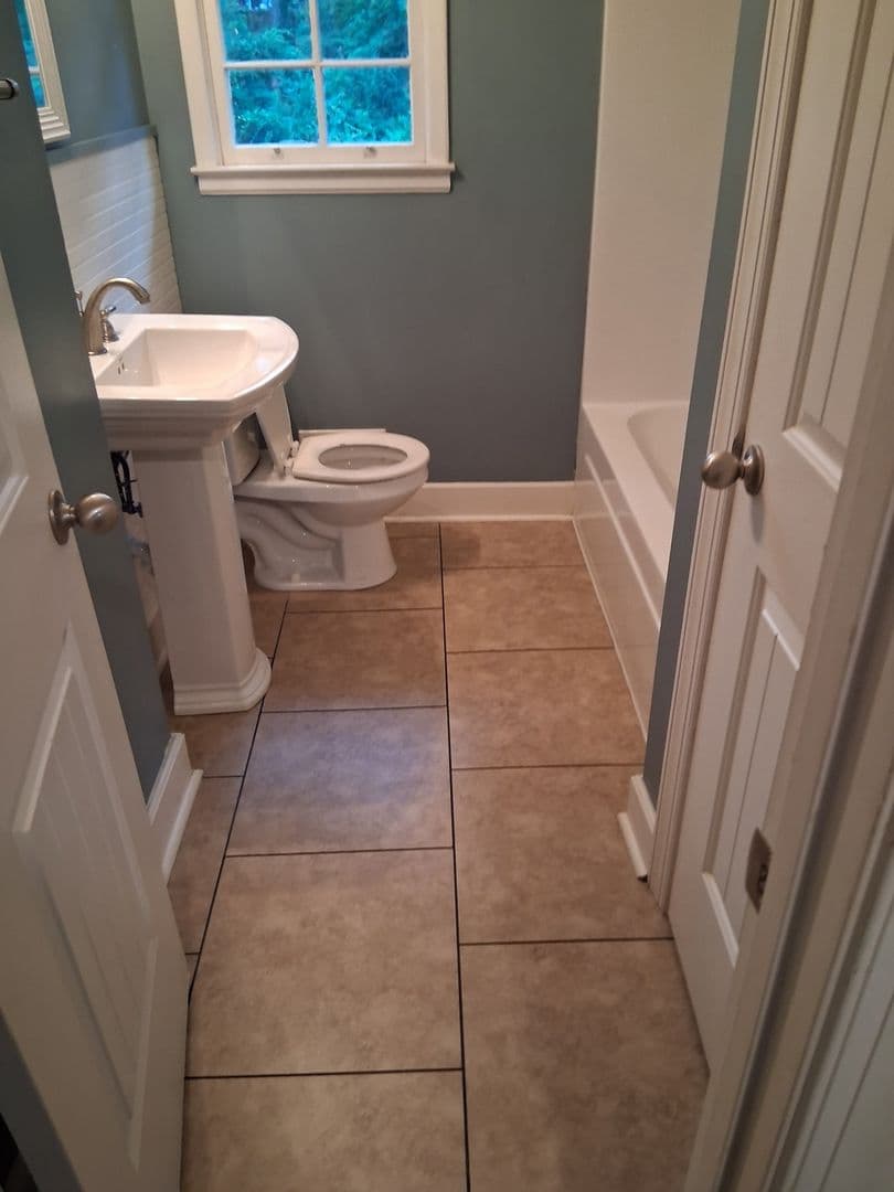 Augusta House: 3367 braeswood ct