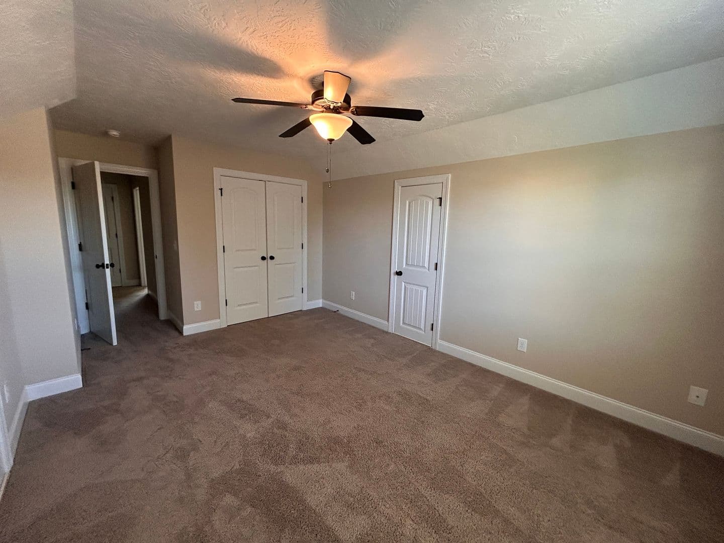 Martinez House: 434 Vaughn Road