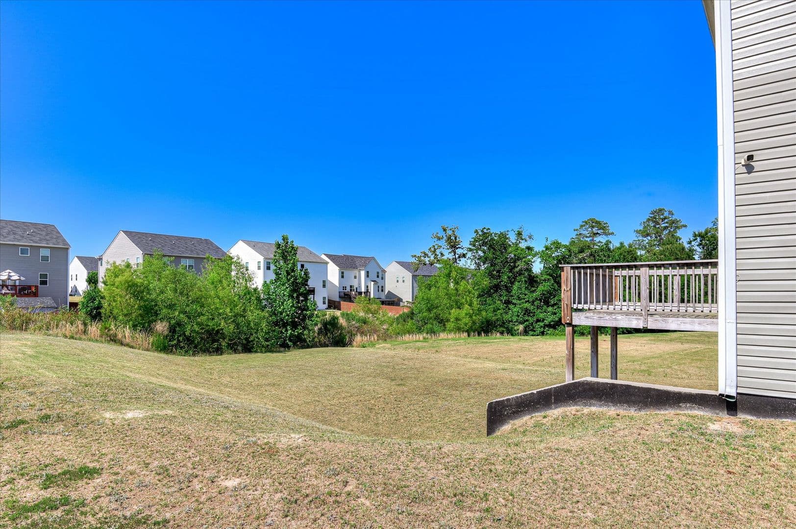 Augusta House: 462 Furlough Dr