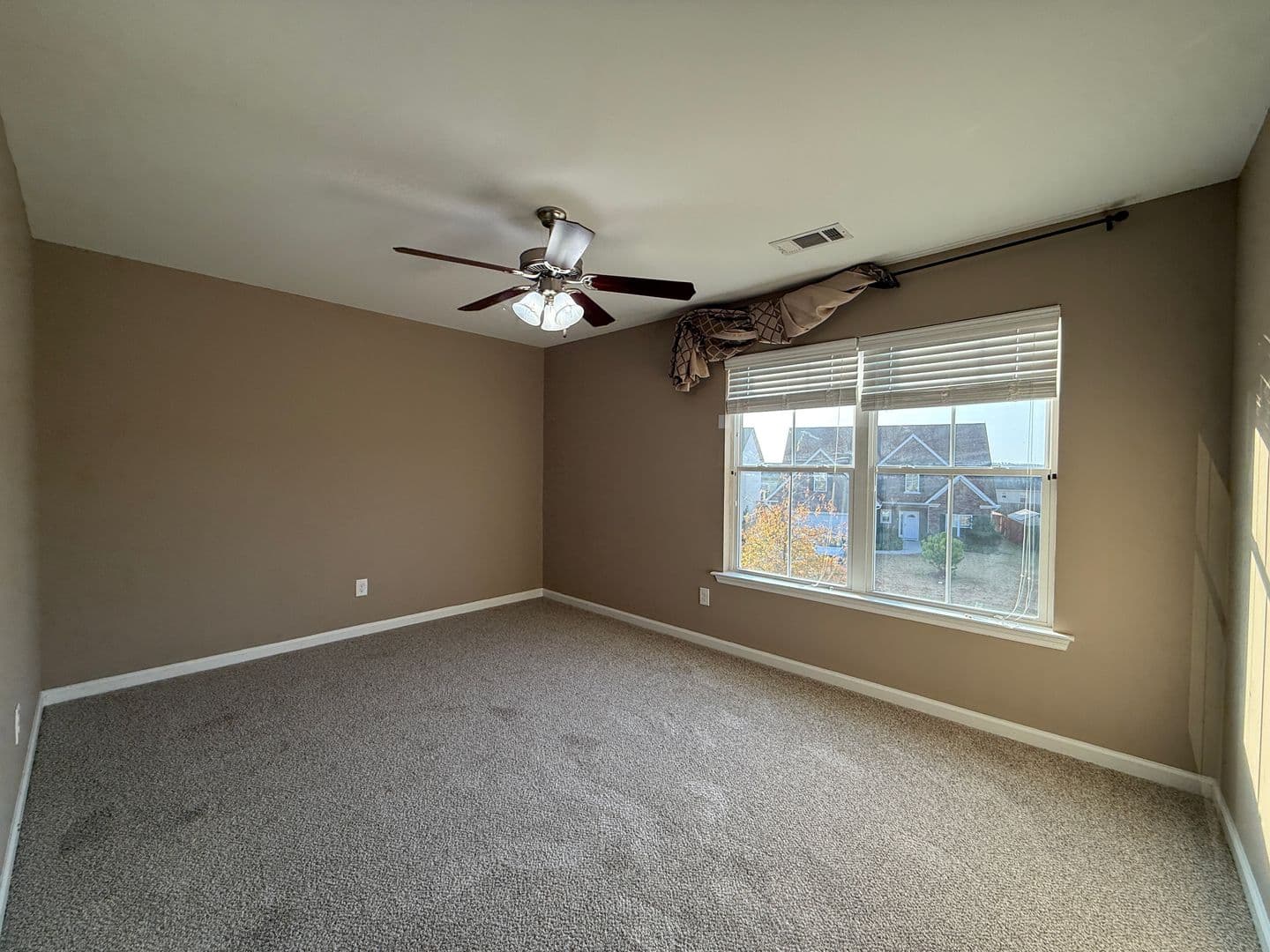 Evans House: 255 Tulip Dr