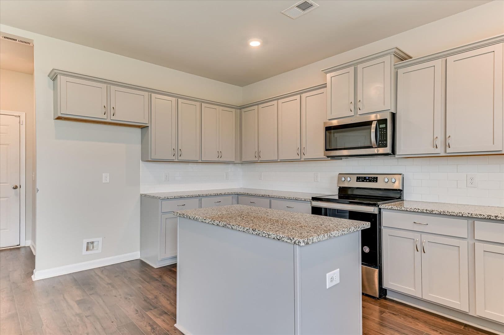 Augusta House: 462 Furlough Dr