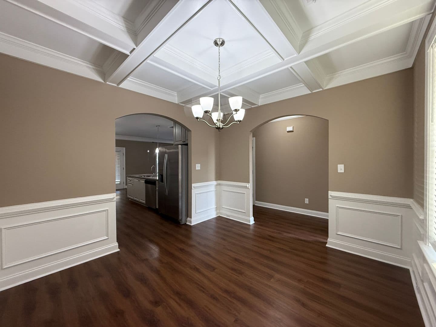 Evans House: 255 Tulip Dr