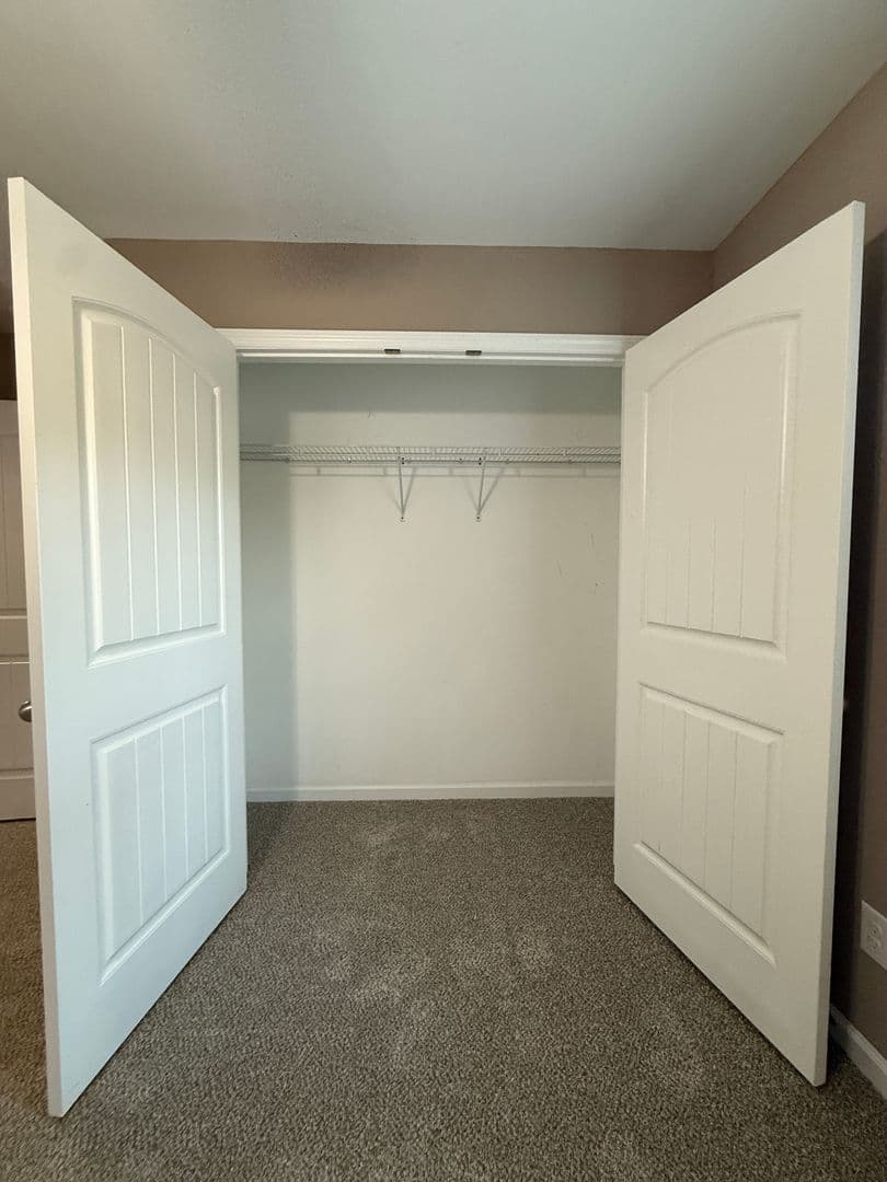Evans House: 255 Tulip Dr