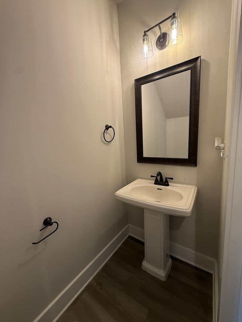 Grovetown House: 414 Barrow Lane