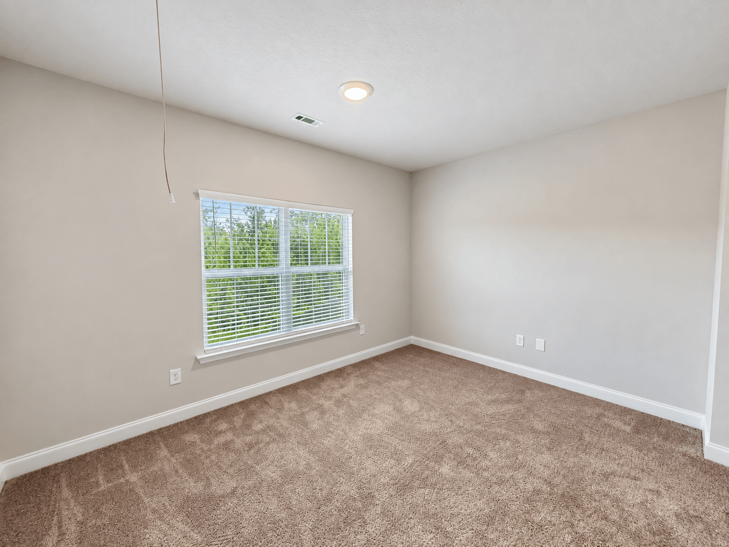 Augusta House: 4041 Cottingham Wayh