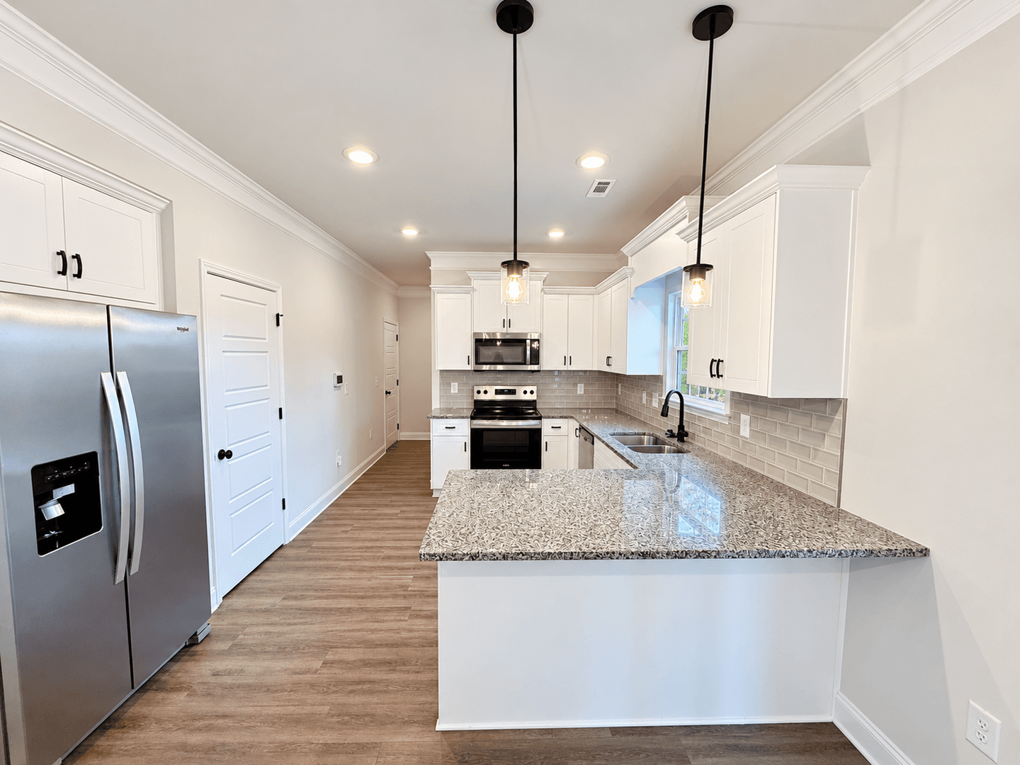Augusta House: 4041 Cottingham Wayh
