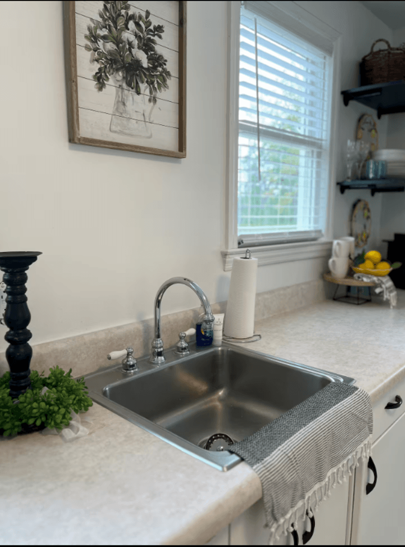 Augusta House: 408 Milledge Rd