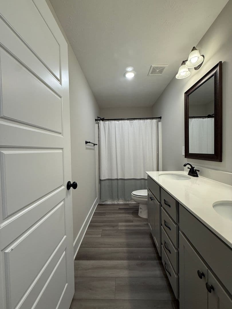 Grovetown House: 414 Barrow Lane