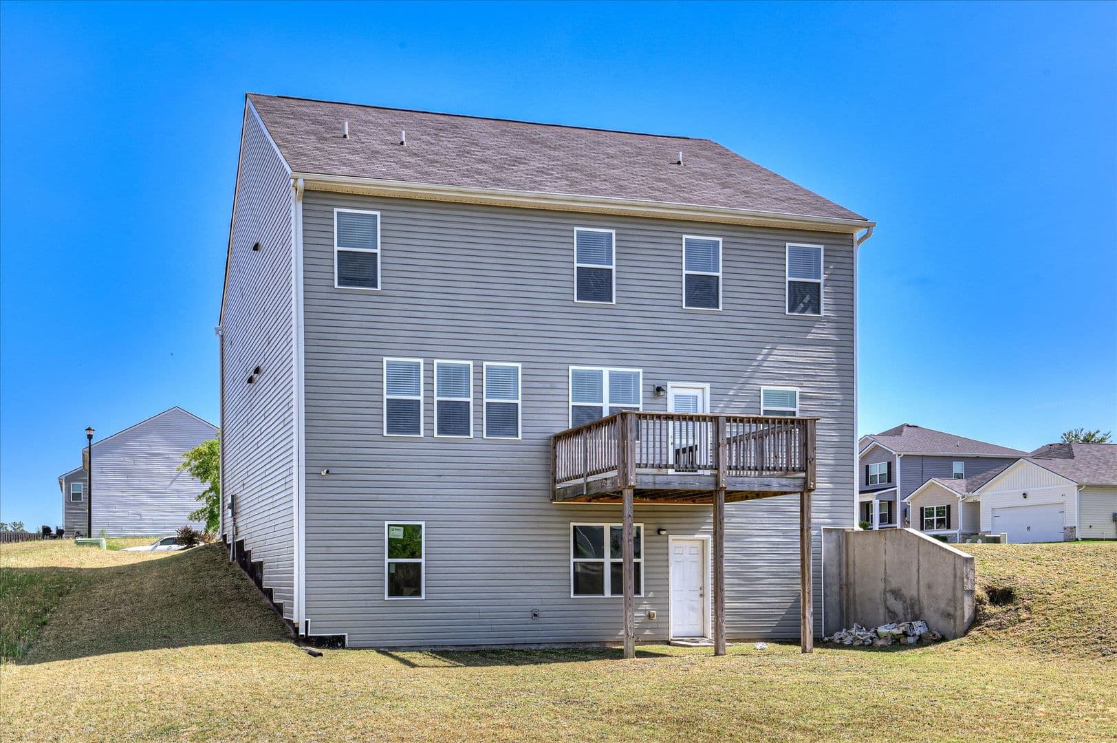 Augusta House: 462 Furlough Dr
