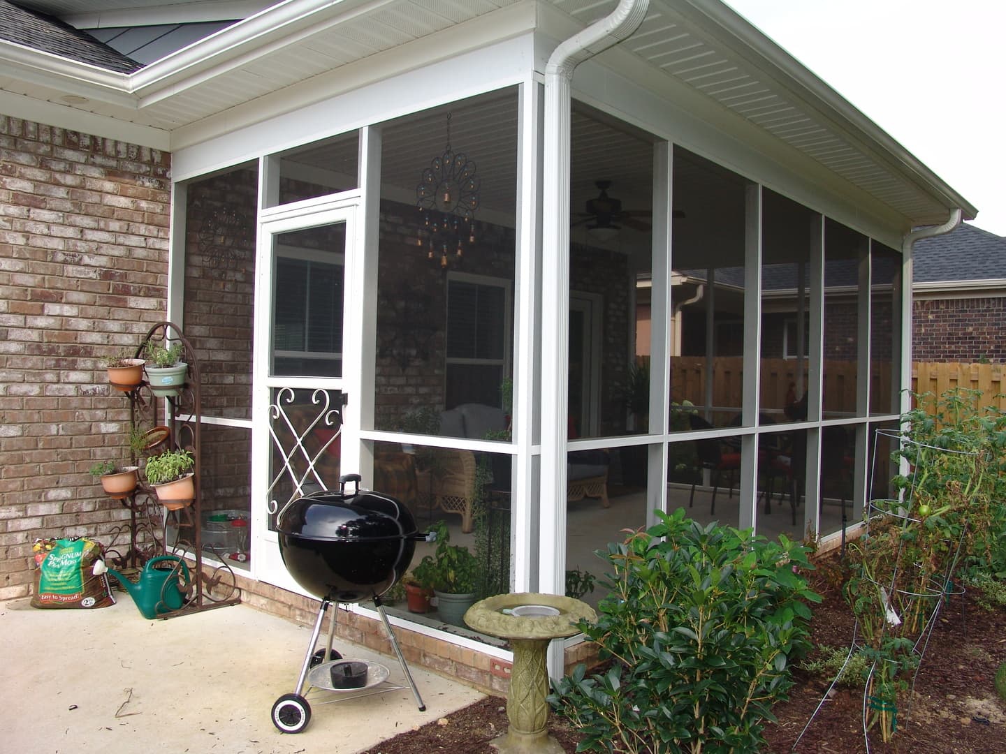 Evans House: 1038 Barrett Drive