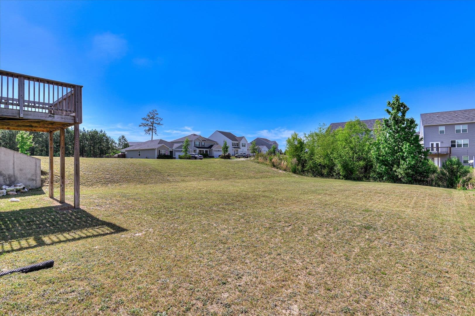 Augusta House: 462 Furlough Dr