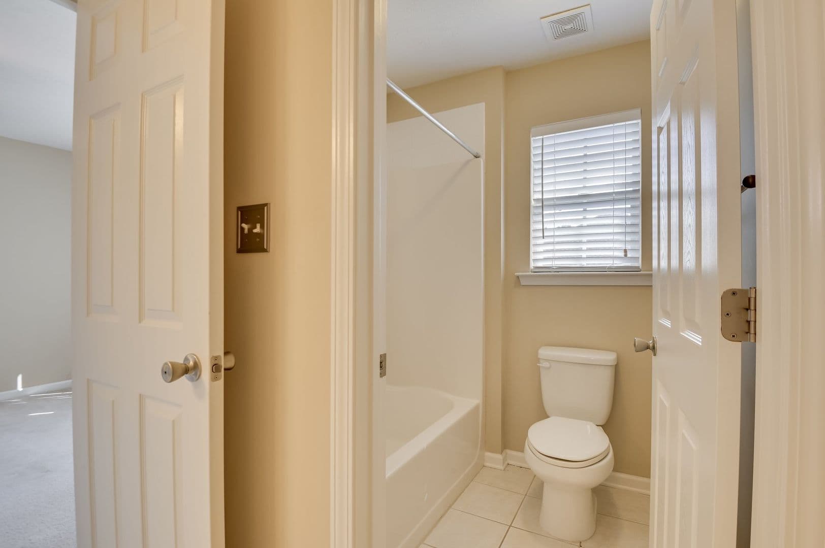 Evans House: 2072 Wythe Drive