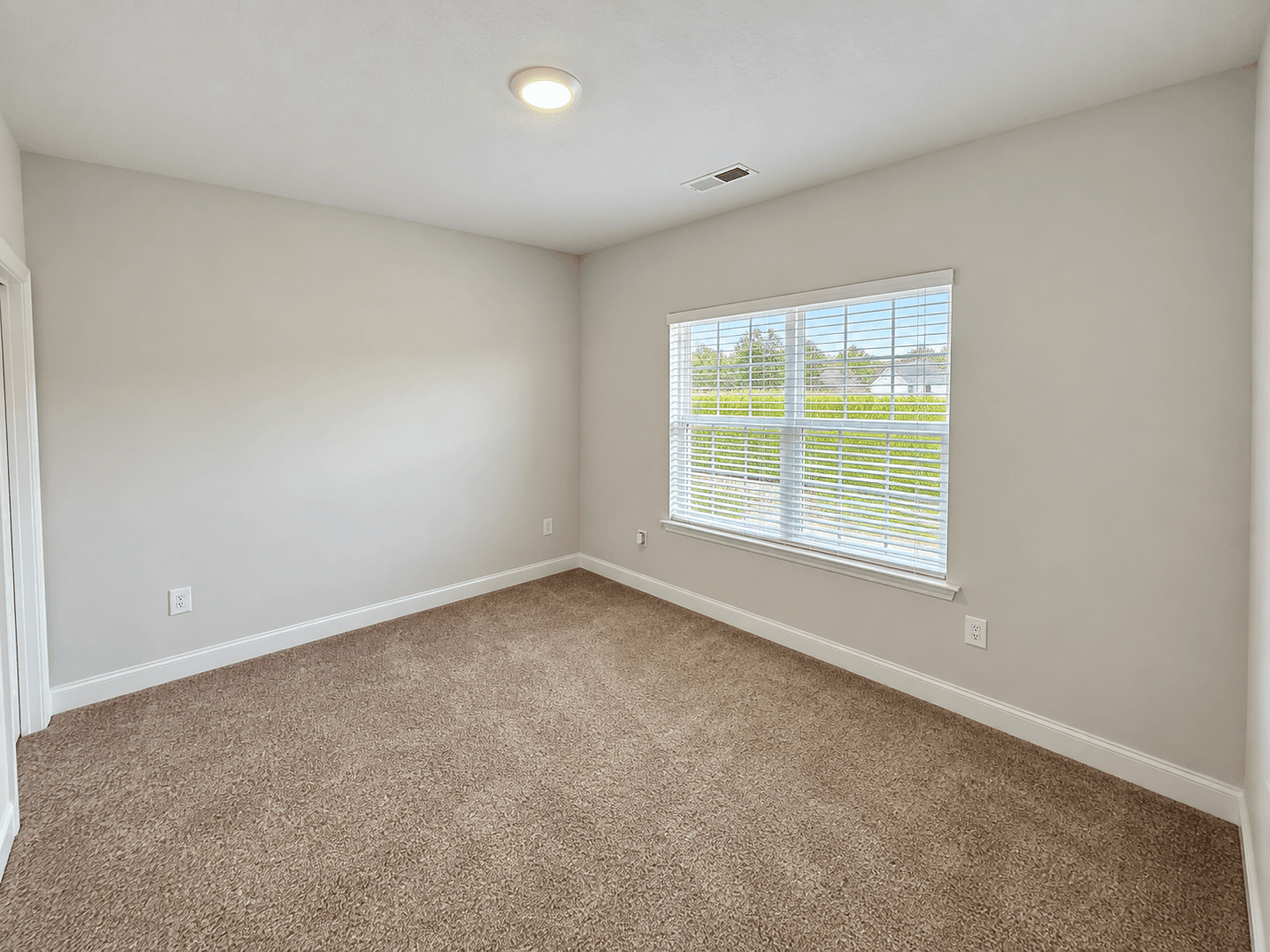 Augusta House: 4041 Cottingham Wayh