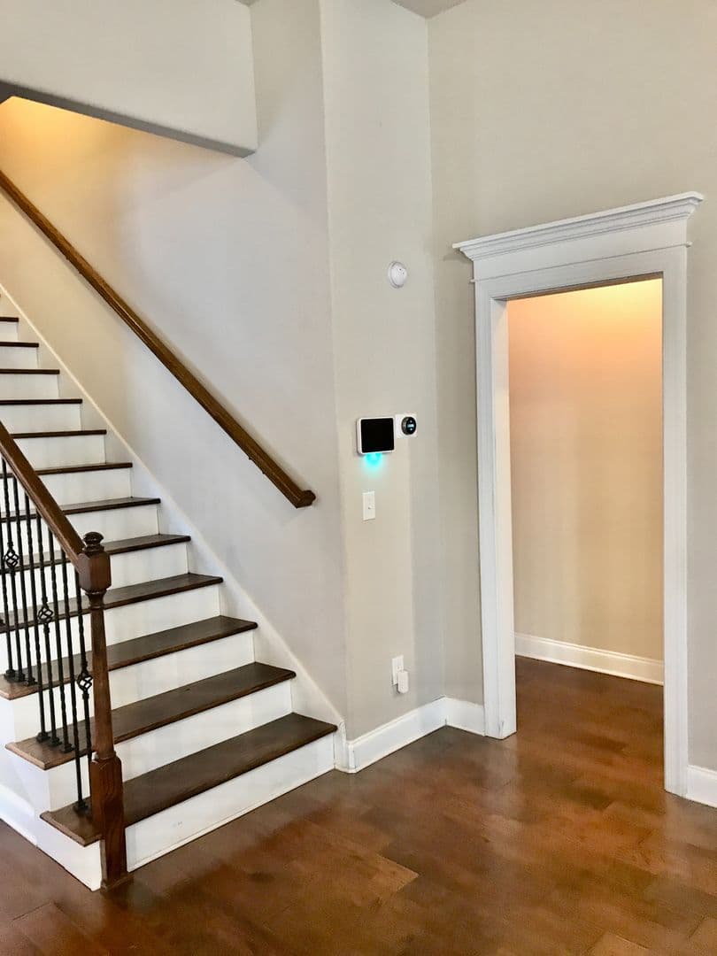 Martinez House: 530 Salterton Way