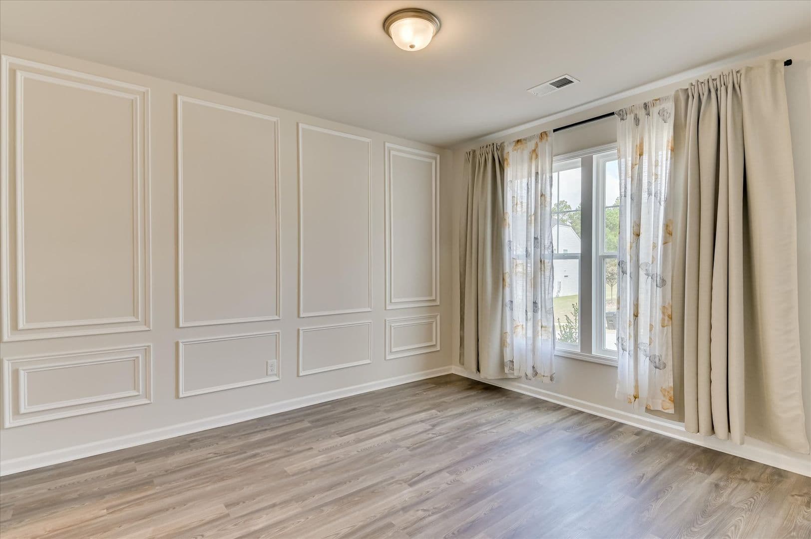 Graniteville House: 6370 Whirlaway Road