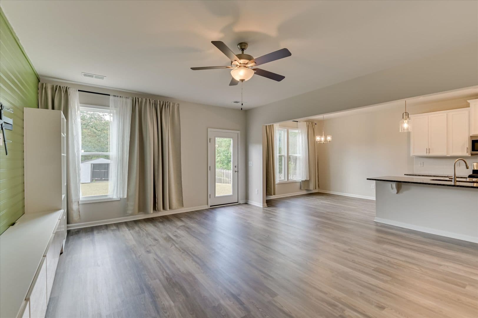 Graniteville House: 6370 Whirlaway Road