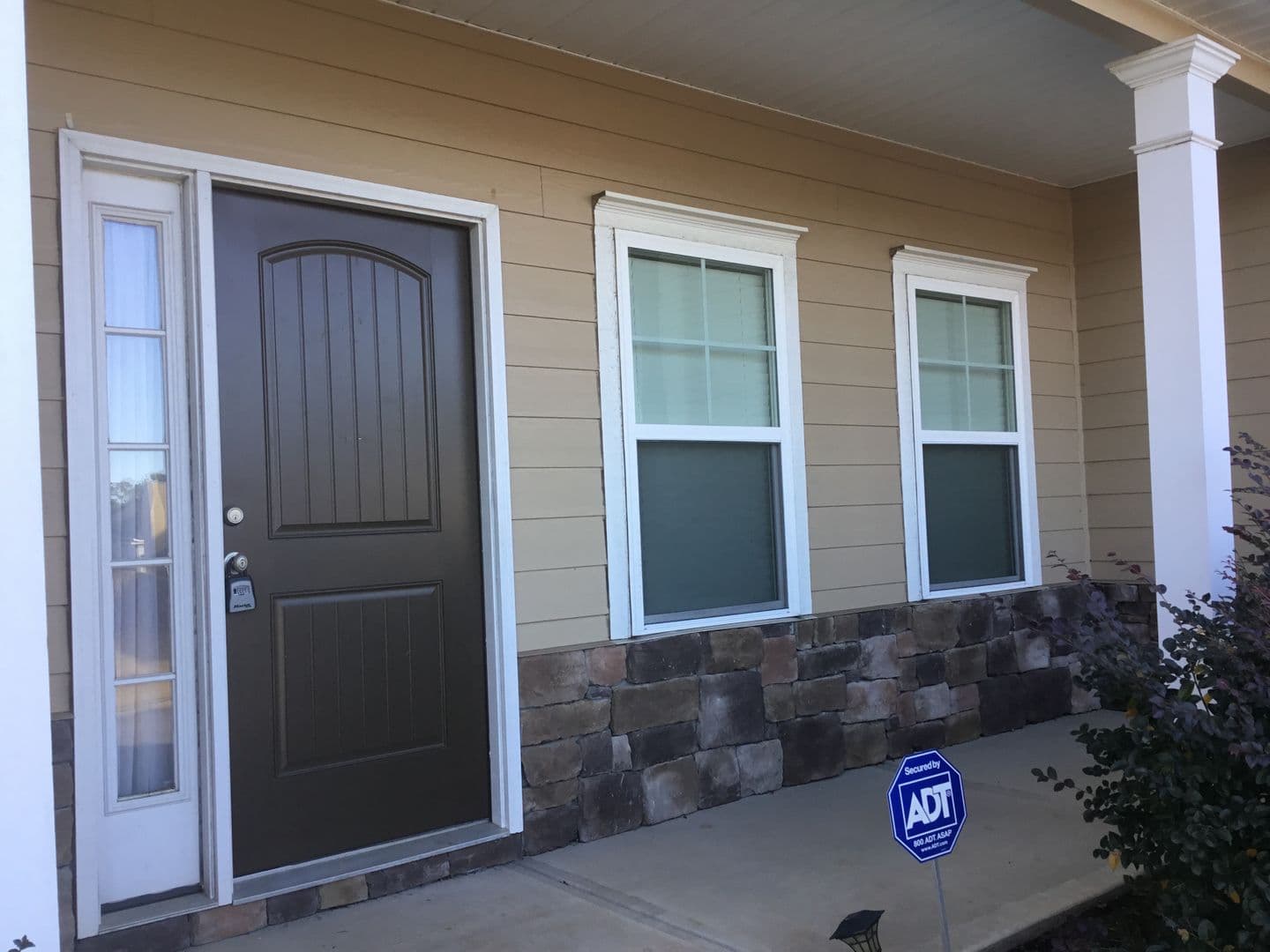 Martinez House: 393 Purbeck Lane