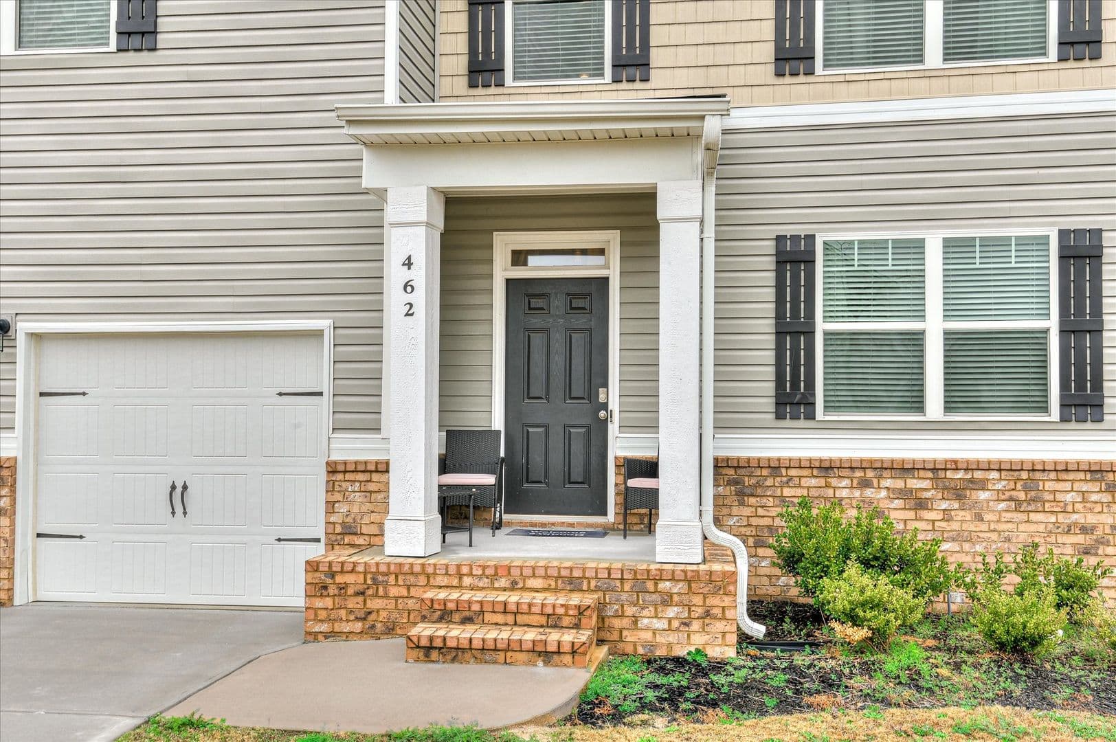 Augusta House: 462 Furlough Dr