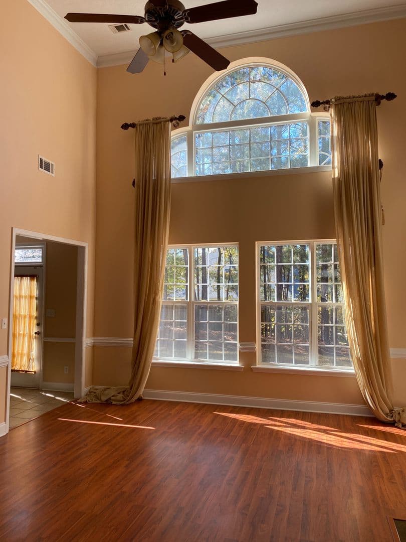 Evans House: 1002 Dorset Lane