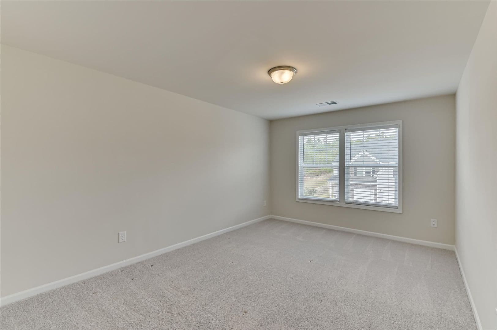 Graniteville House: 6370 Whirlaway Road