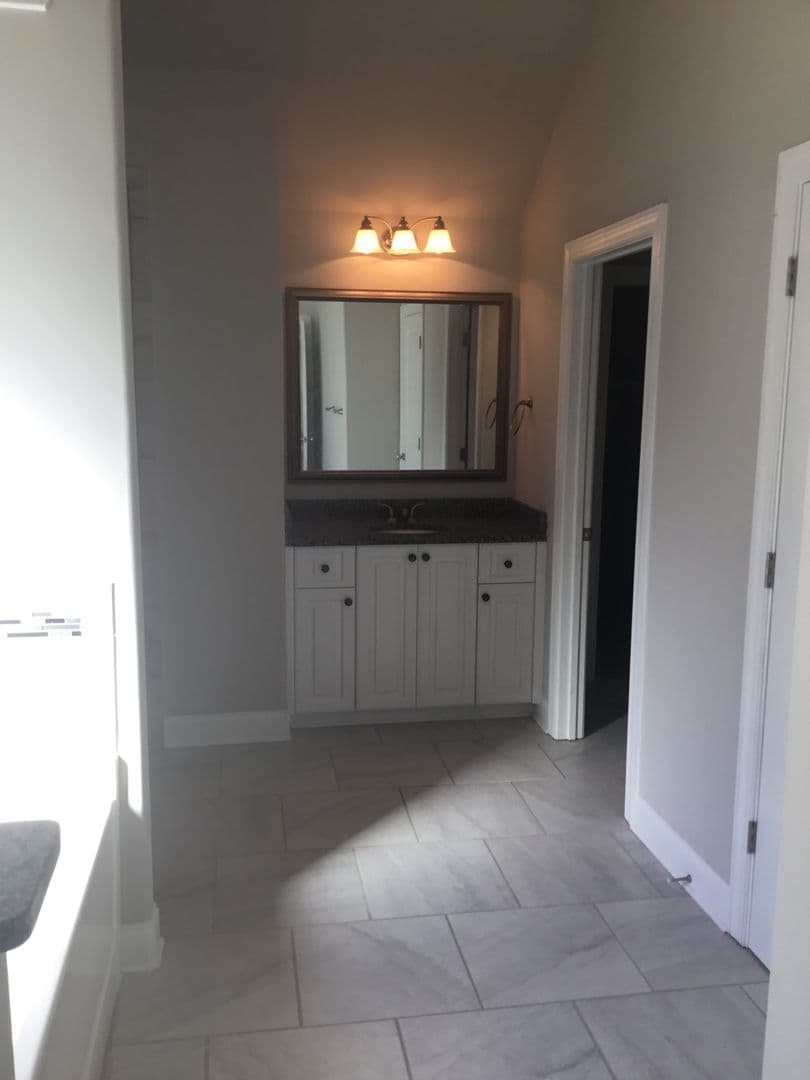 Martinez House: 393 Purbeck Lane