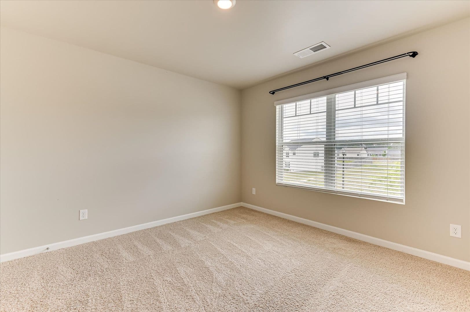 Augusta House: 462 Furlough Dr