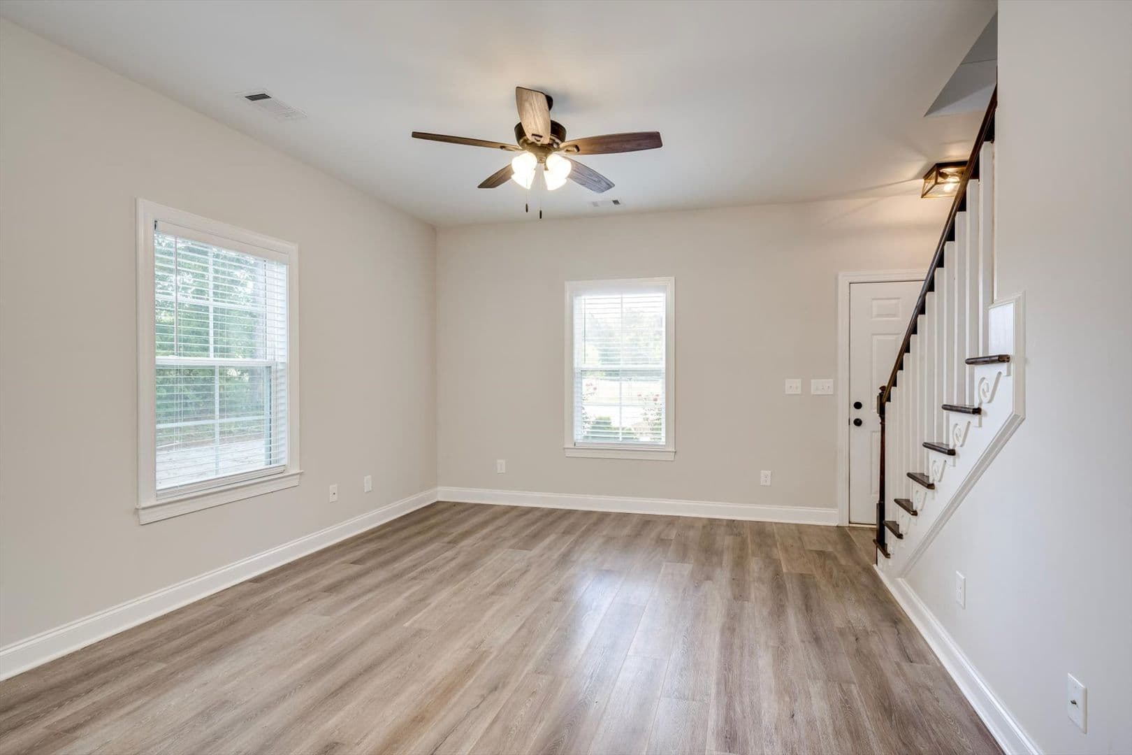 Dearing House: 161 Moore Ave