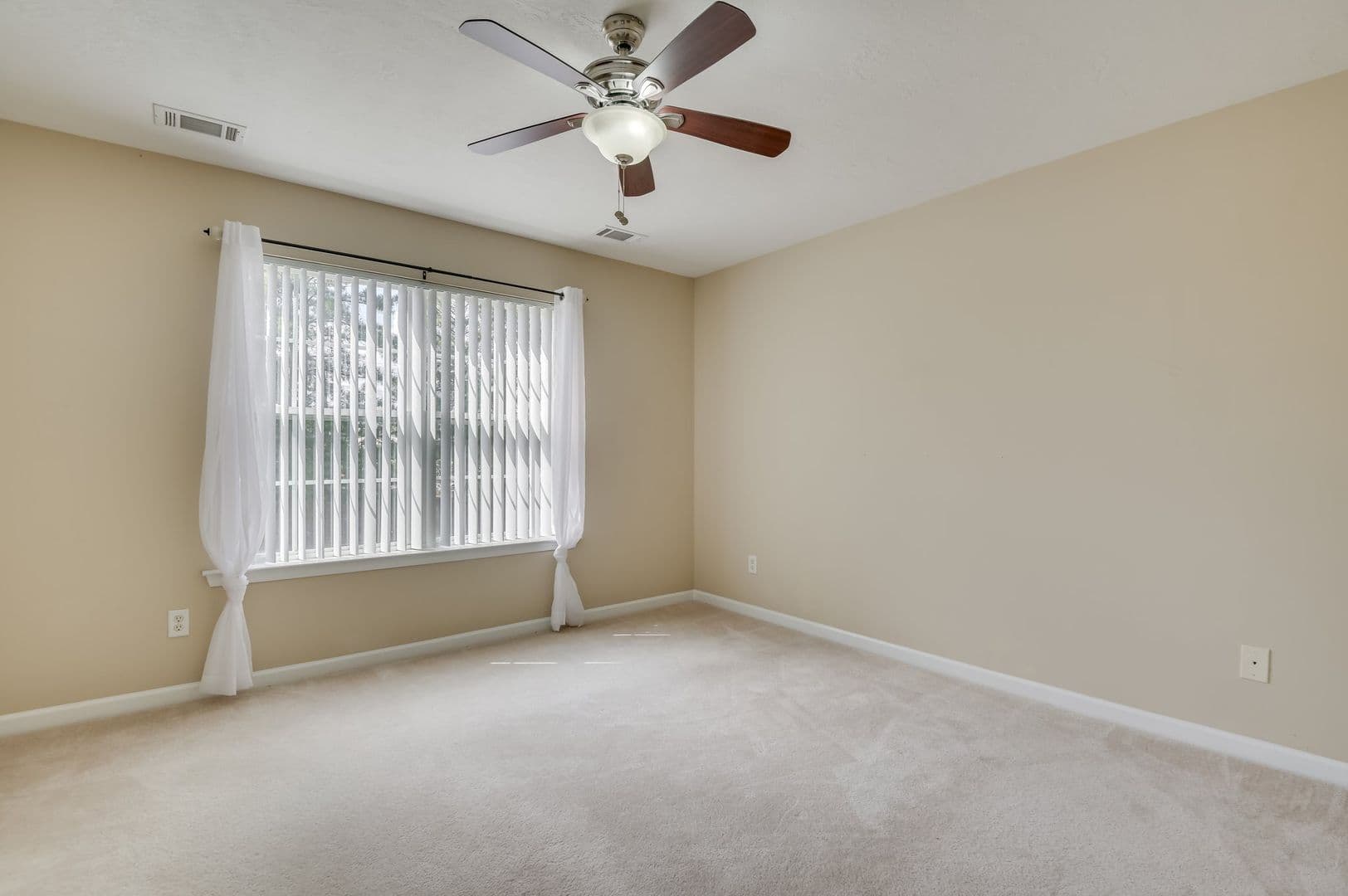 Evans House: 2072 Wythe Drive