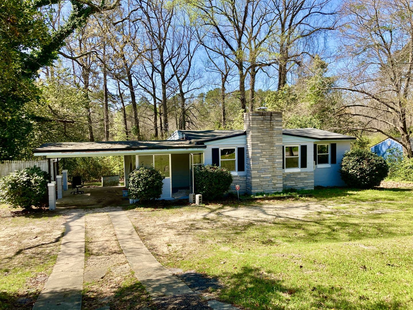 Augusta House: 3226 Holt Rd.