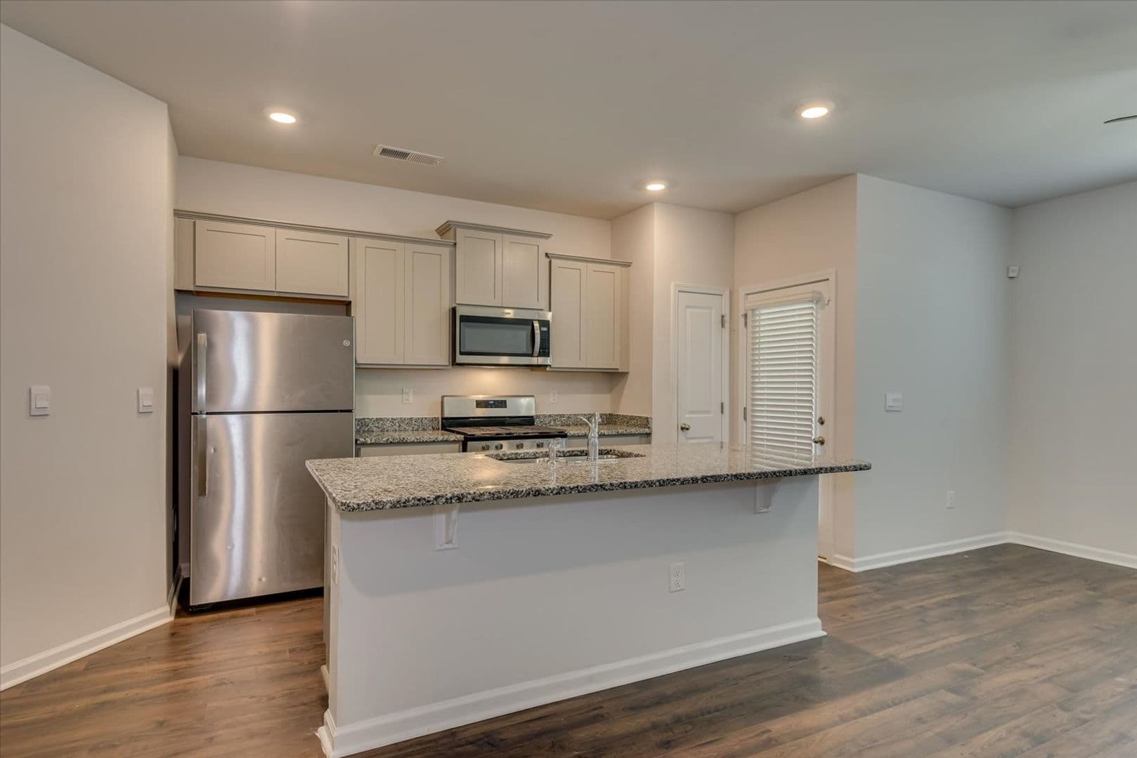 Graniteville House: 846 Quaint Parish Circle