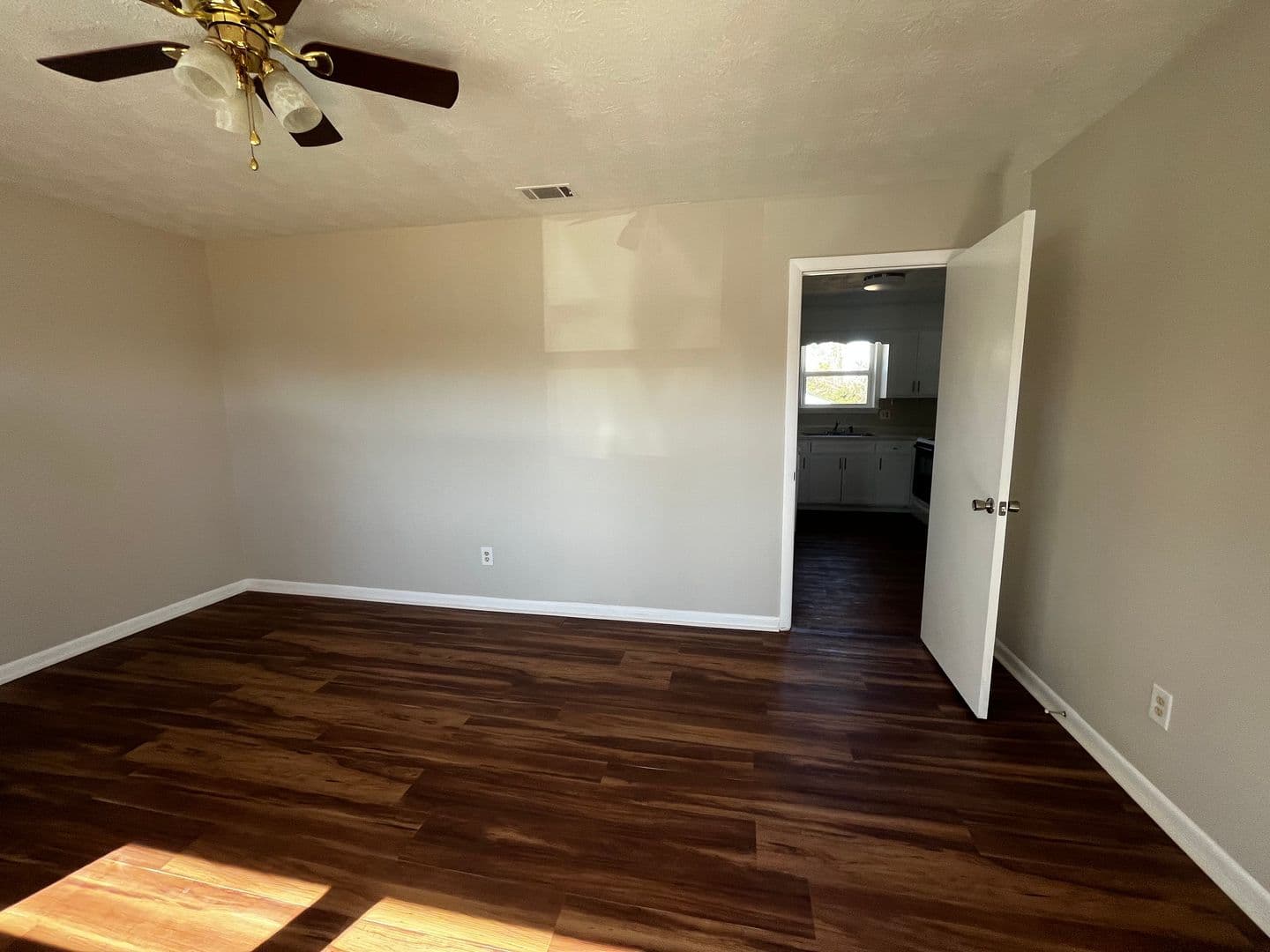 Martnez House: 429 Old Anderson Road