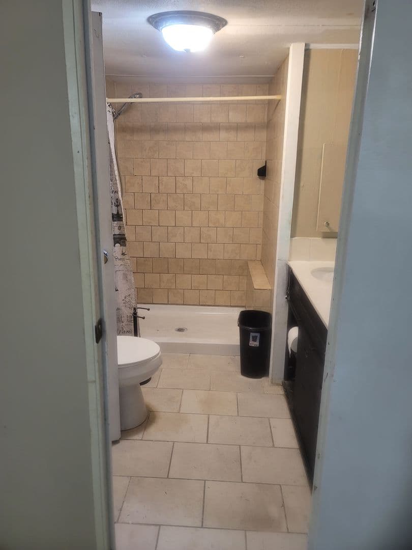 Hephzibah House: 3914 Lake Erie dr