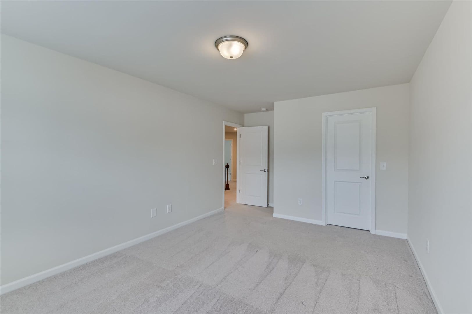 Graniteville House: 6370 Whirlaway Road