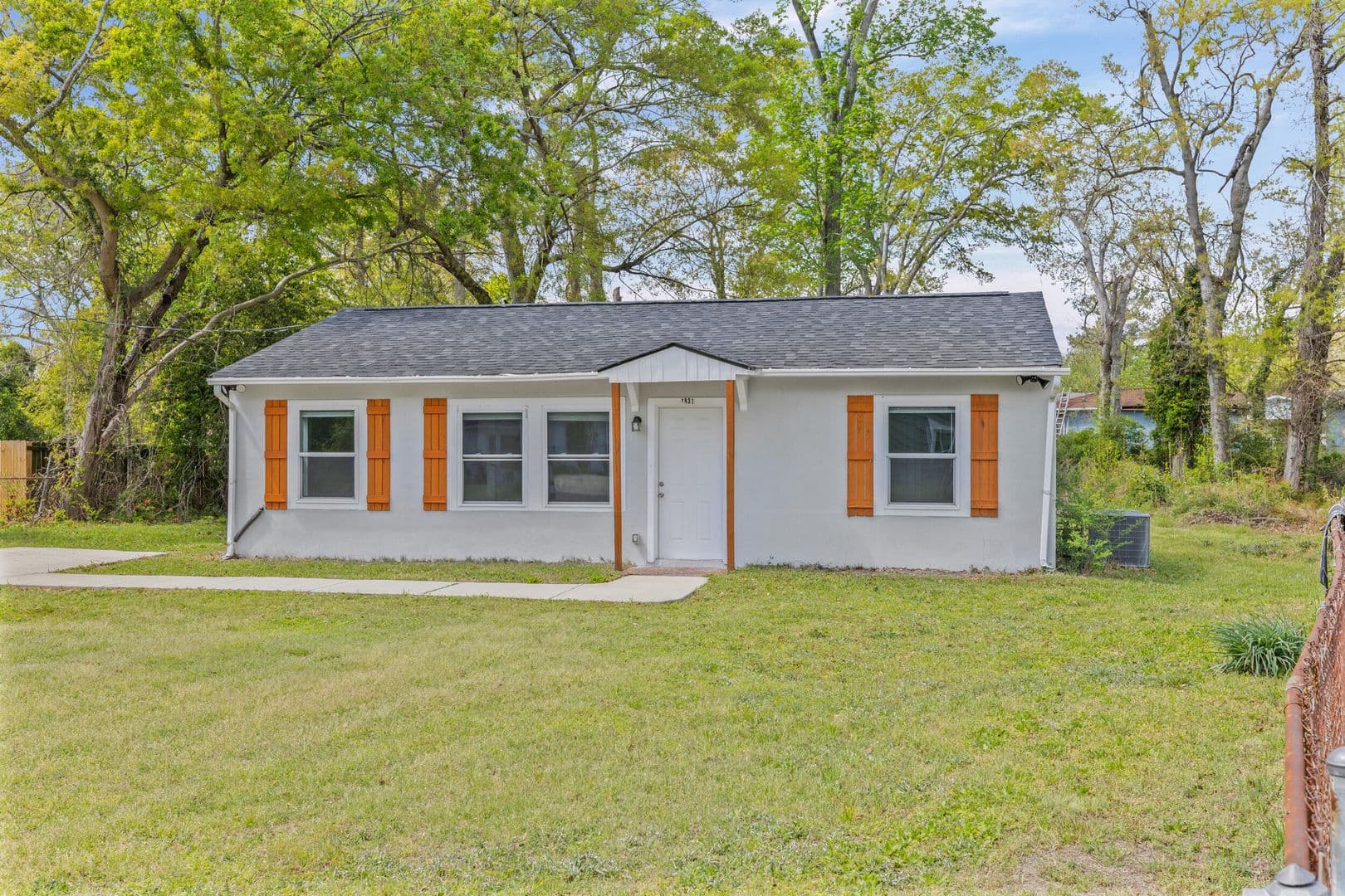 Augusta House: 1831 Catalina Drive