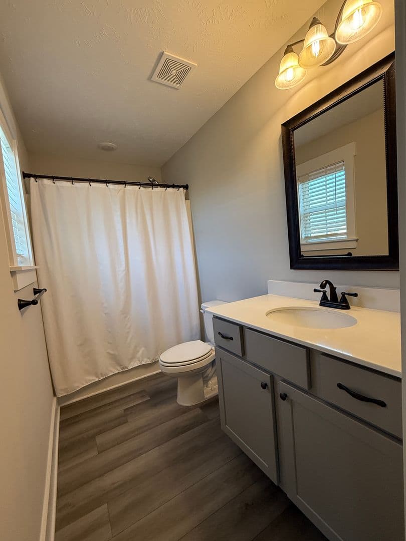 Grovetown House: 414 Barrow Lane