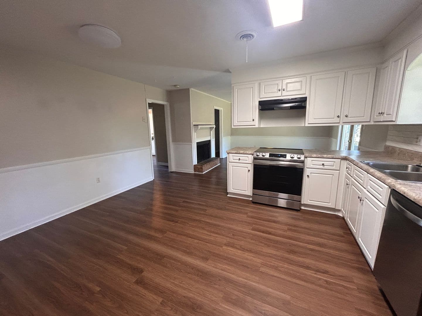 Augusta House: 823 Mitchell Street