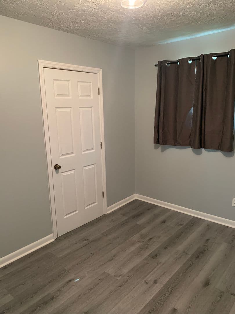 Martinez House: 138 Hickory Dr. S Cir