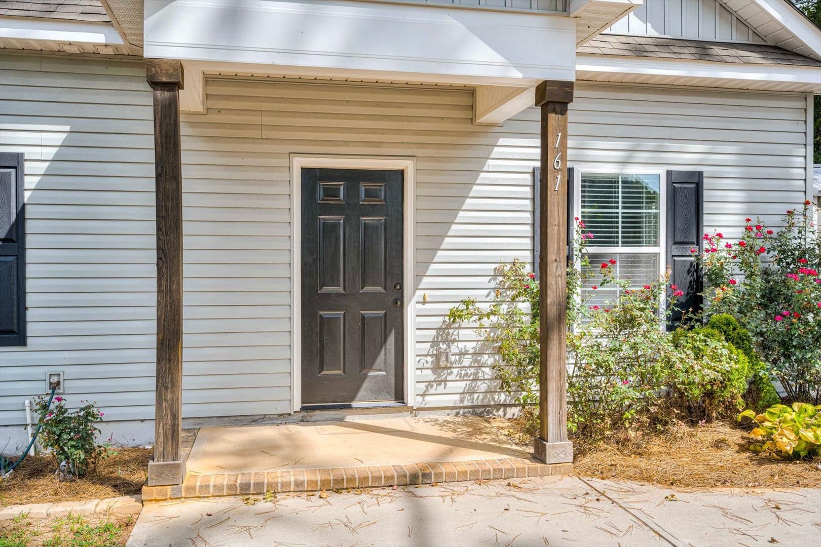Dearing House: 161 Moore Ave